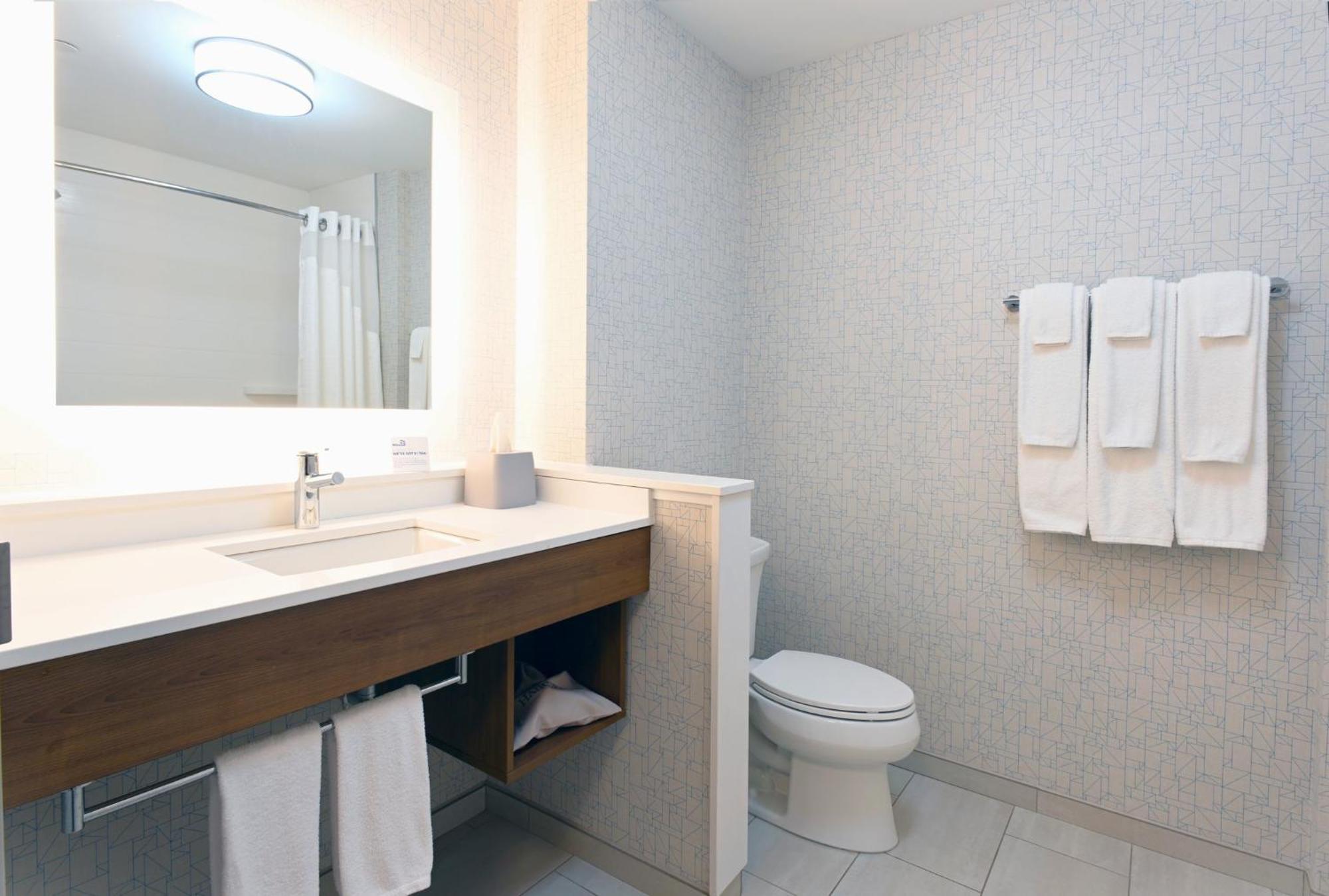 Holiday Inn Express & Suites - Aurora By Ihg Экстерьер фото